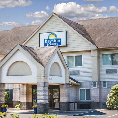 Days Inn & Suites By Wyndham Vancouver Exteriör bild